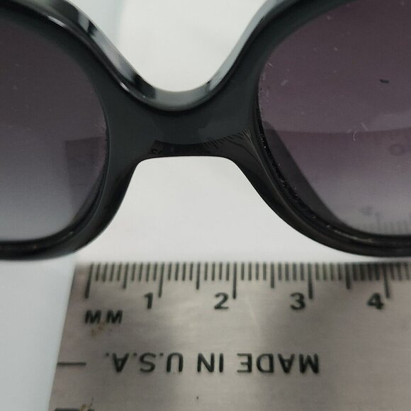 Dolce & Gabbana Womens Sunglasses Black Frame Gradient Lens 58mm Case Box Italy - Picture 15 of 16